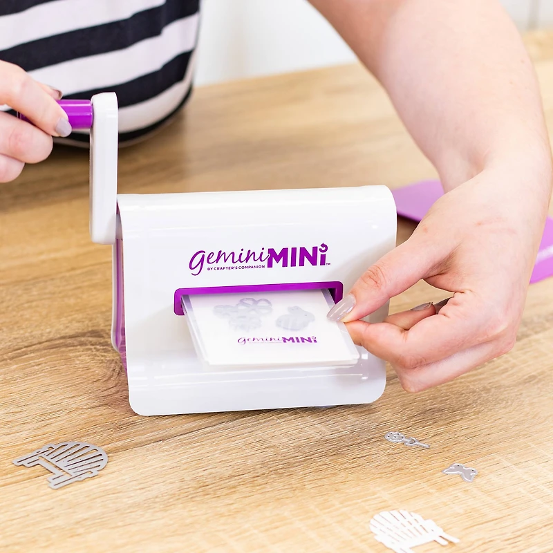 Gemini™ Mini Manual Die-Cutting Machine