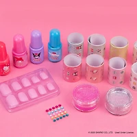 Hello Kitty® & Friends Sparkling Holiday Nail Art