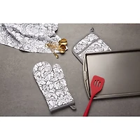 DII® Gray Damask Oven Mitt & Potholder Set
