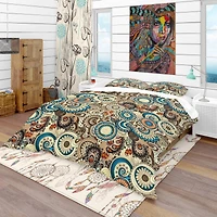 Designart 'Floral Pattern with Doodles & Cucumbers' Bohemian & Eclectic Bedding Set