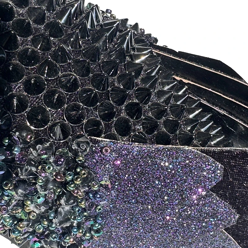 7" Black Crow with Studs by Ashland®