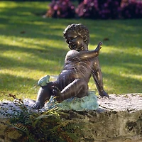 Design Toscano Child's Splashy Surprise: Spitting Frog Garden Statue