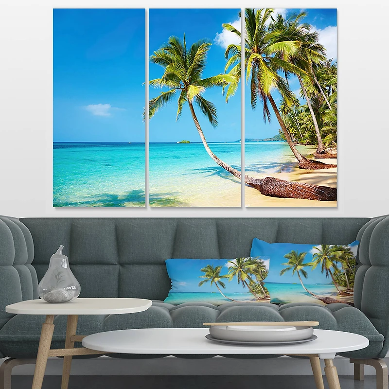 Designart - Tropical Beach
