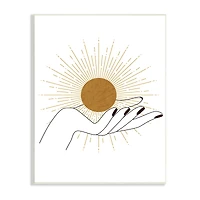 Stupell Industries Hand Holding Deco Inspired Sun with Rays Wall Plaque