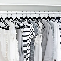 Honey Can Do Black Slim-Profile Non-Slip Velvet Hangers