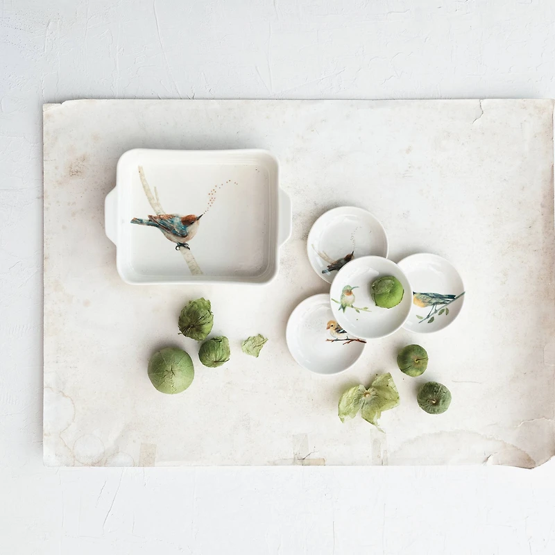 Hello Honey® 9" Avian Elegance 1-Quart Stoneware Baker