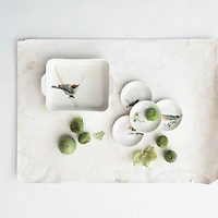 Hello Honey® 9" Avian Elegance 1-Quart Stoneware Baker