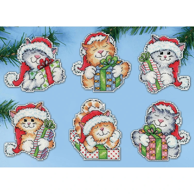 Design Works™ Cats Plastic Canvas Ornament Kit