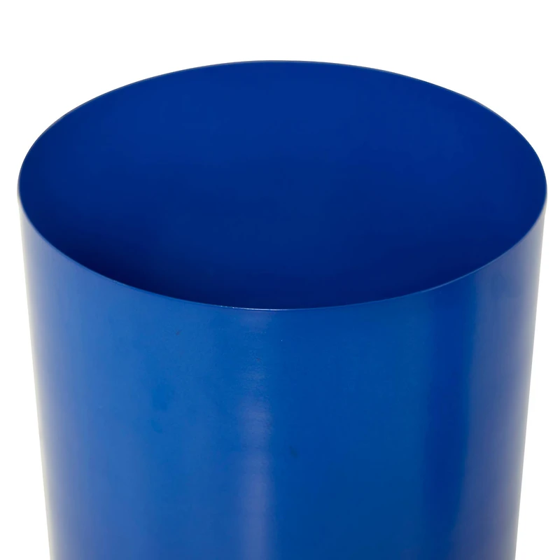 The Novogratz Metal Modern Planters Set