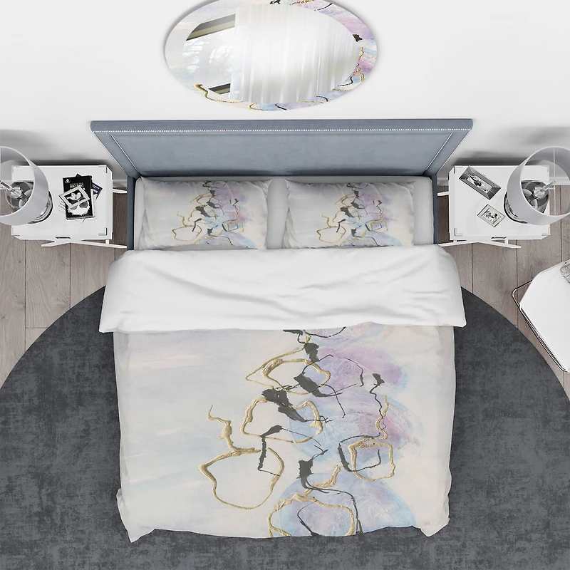 Designart 'Gold Lines on Pastel I' Geometric Bedding Set