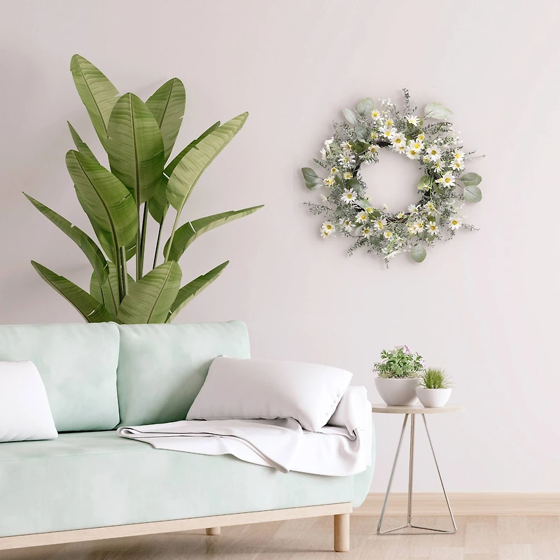 24" Artificial Daisy Floral Spring Wreath