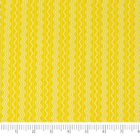 SINGER Daisies Gnomes Print Ringspun Cotton Fabric Bundle