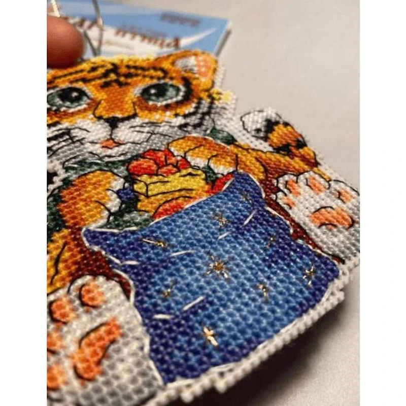 MP Studia Baby Tiger Christmas Tree Ornament Plastic Canvas Counted Cross Stitch Kit