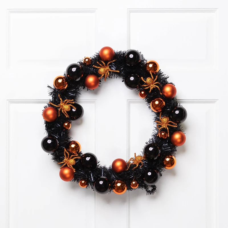 18'' Unlit Orange Spiders and Ornaments Halloween Wreath