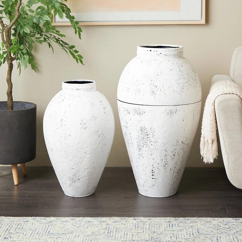 White Distressed Pot Floor Metal Vase Set