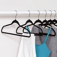 Honey Can Do Black Slim Profile Rubber Hangers, 30ct.