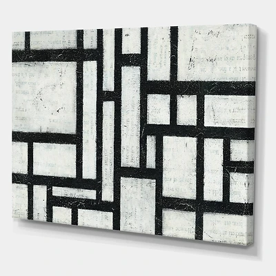 Designart - Black and White Labyrinth geometric