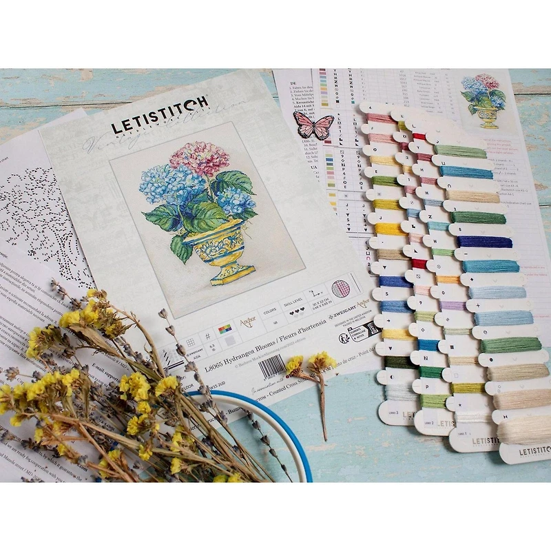 LetiStitch Hydrangea Blooms Counted Cross Stitch Kit