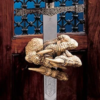 Design Toscano 7" Dragons Thorne MacGarvey Claw Sword Hanger Set