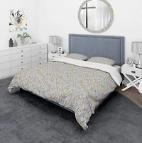 Designart 'Abstract Monochromic Pattern with Contour Leaves' Modern & Contemporary Bedding Set