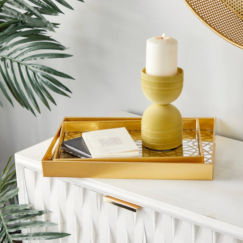 CosmoLiving by Cosmopolitan Matte Gold Plastic Glam Tray Set