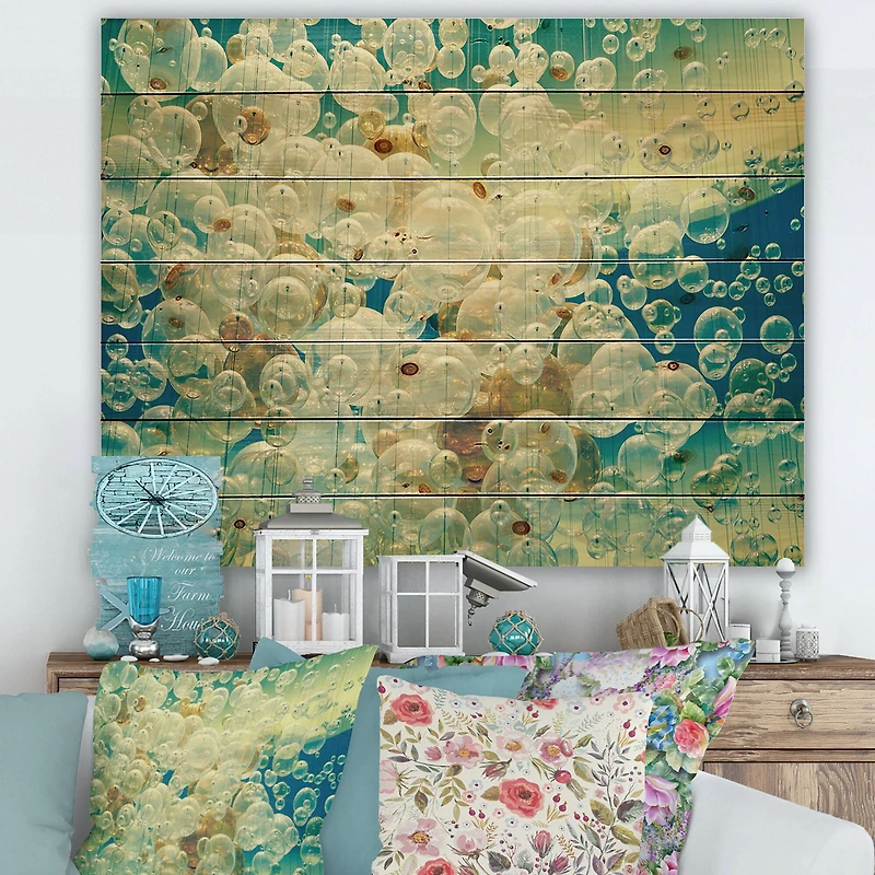 Designart - Abstract Chandelier In The Form of Balls I - Modern Print on Natural Pine Wood