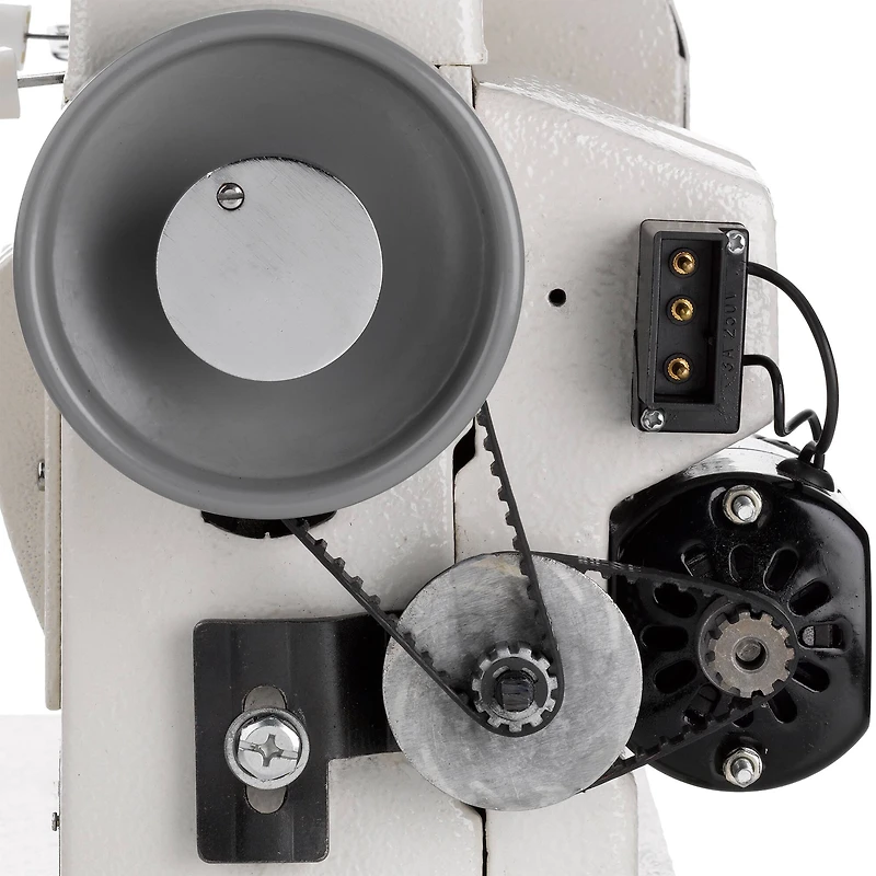 Barracuda 200ZW Sewing Machine with Craftsman Kit