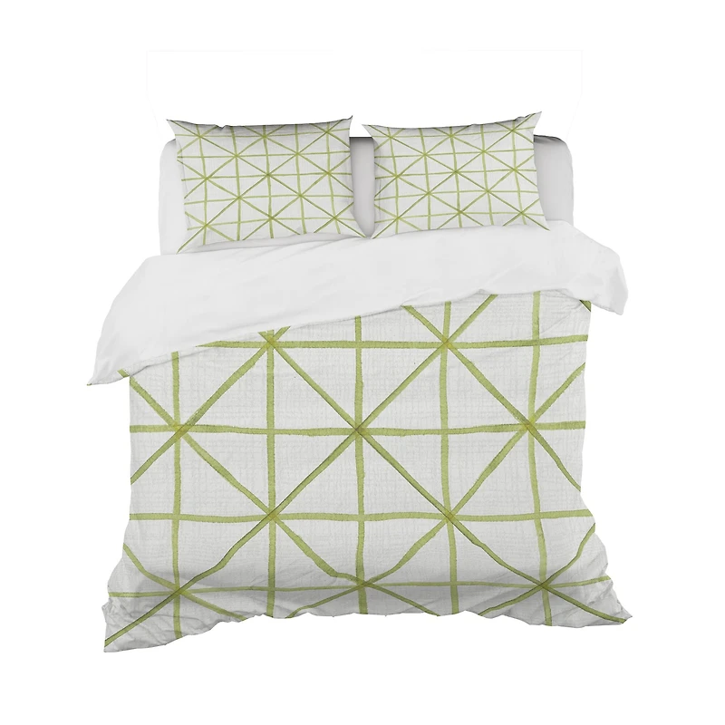 Designart 'geometric Green Triangle II' Geometric Bedding Set