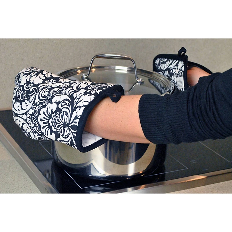 DII® Damask Oven Mitt & Potholder Set