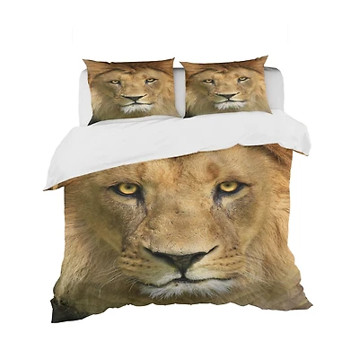 Designart 'Lion with Calm Face' Animal Bedding Set