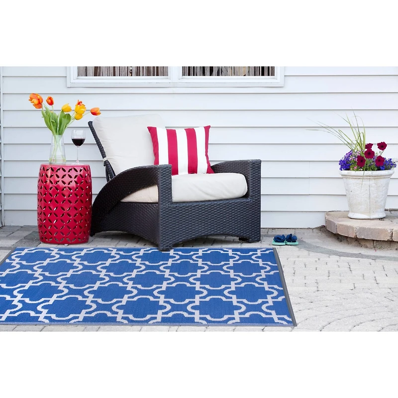 DII® Blue Lattice Outdoor Rug, 4ft. x 6ft.