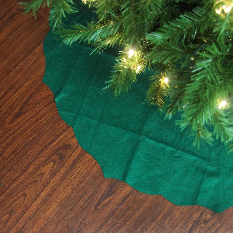 38" Christmas Traditions Green Scalloped Edge Tree Skirt