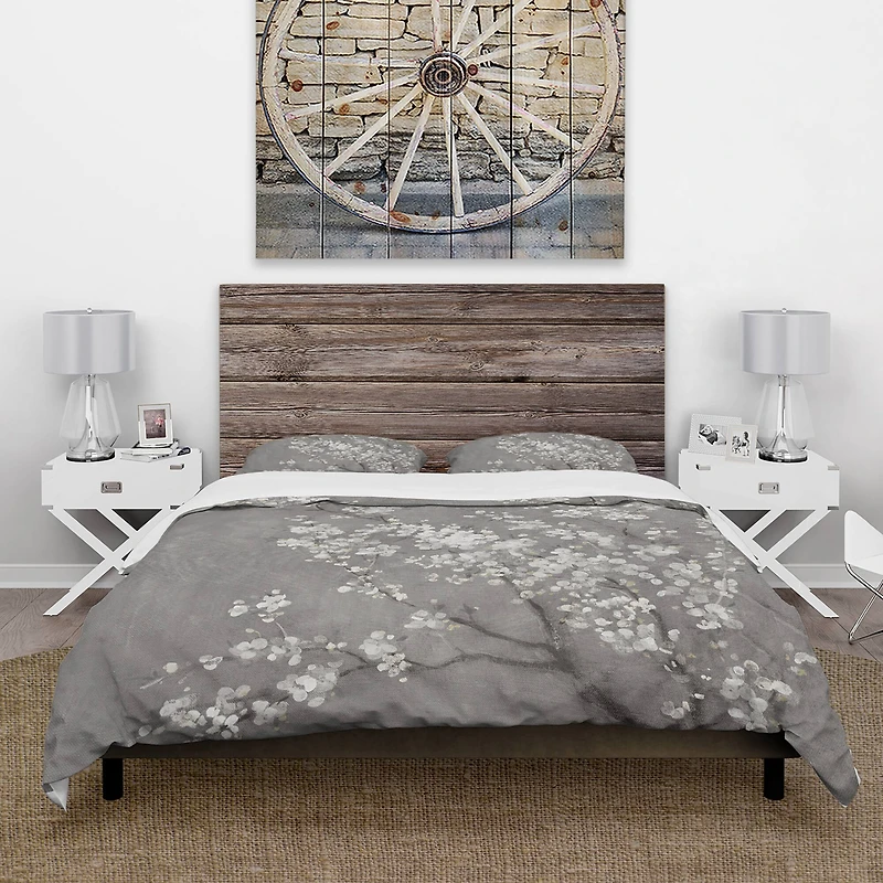 Designart 'White Cherry Blossoms II' Farmhouse Bedding Set
