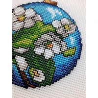 Crafting Spark Christmas Ornaments Plastic Canvas Counted Cross Stitch Kit