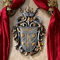 Design Toscano 21" Count Dracula's Coat of Arms Wall Plaque