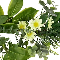 5ft. Mixed Foliage & Daisy Spring Garland