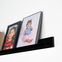 HangZ™ Black No Stud Photo Ledge
