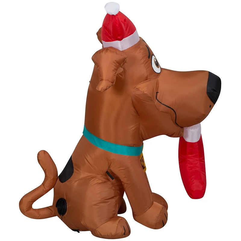 Airblown Puppy Scoob With Stocking Inflatable