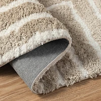 Glitzhome® 5ft. x 8ft. Ivory & Tan Geometric Shag Area Rug