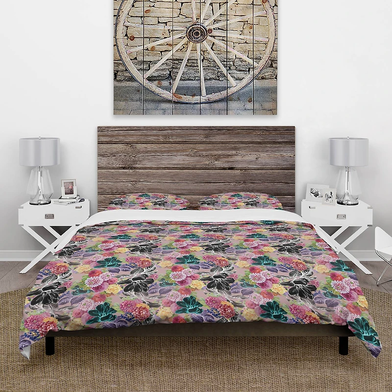 Designart 'Black Chrysanthemum And Blooming Roses' Floral Bedding Set