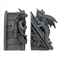 Design Toscano 8" Gothic Castle Dragons Sculptural Bookend Set