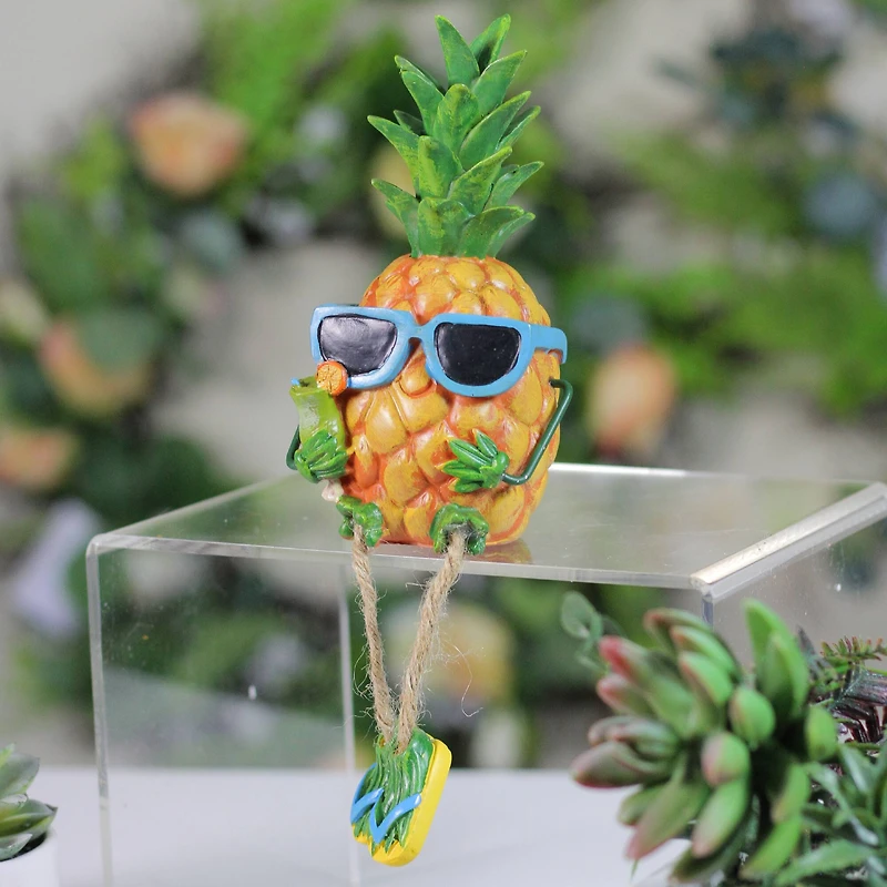 10" Tropical Boy Pineapple with Cocktail and Dangling Legs