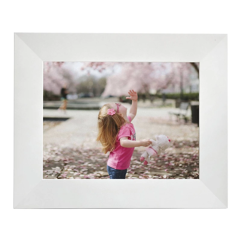 Aura Frames Sawyer White 11" x 9" Digital Photo Frame
