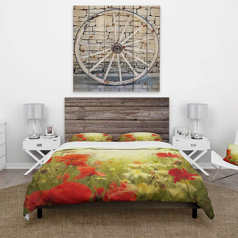 Designart 'Grunge Background with Red Poppies' Country Bedding Set