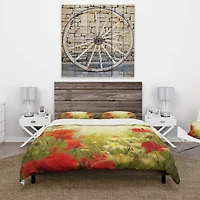 Designart 'Grunge Background with Red Poppies' Country Bedding Set