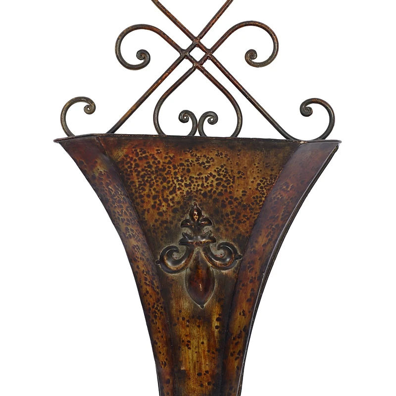 Brown Metal Traditional Planter Set
