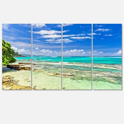 Designart - Tranquil Seychelles Tropical Beach
