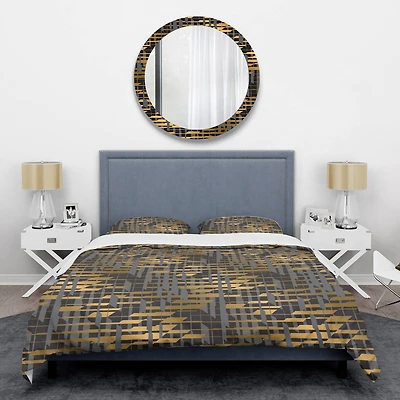 Designart 'Gold Checkered Pattern I' Mid-Century Duvet Cover Set
