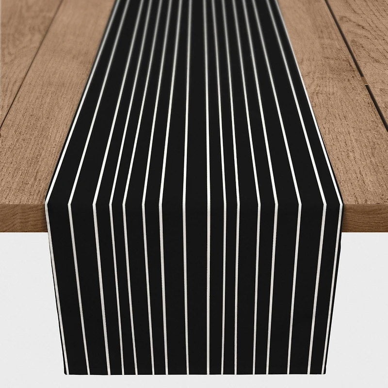 Lines Indoor/Outdoor Table Runner