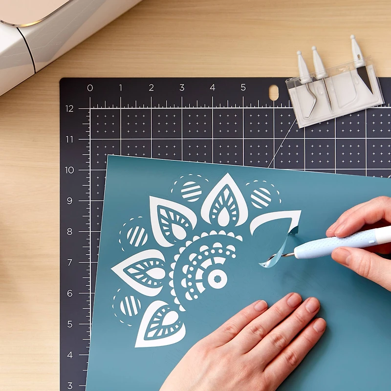 Cricut® TrueControl™ Weeding Kit